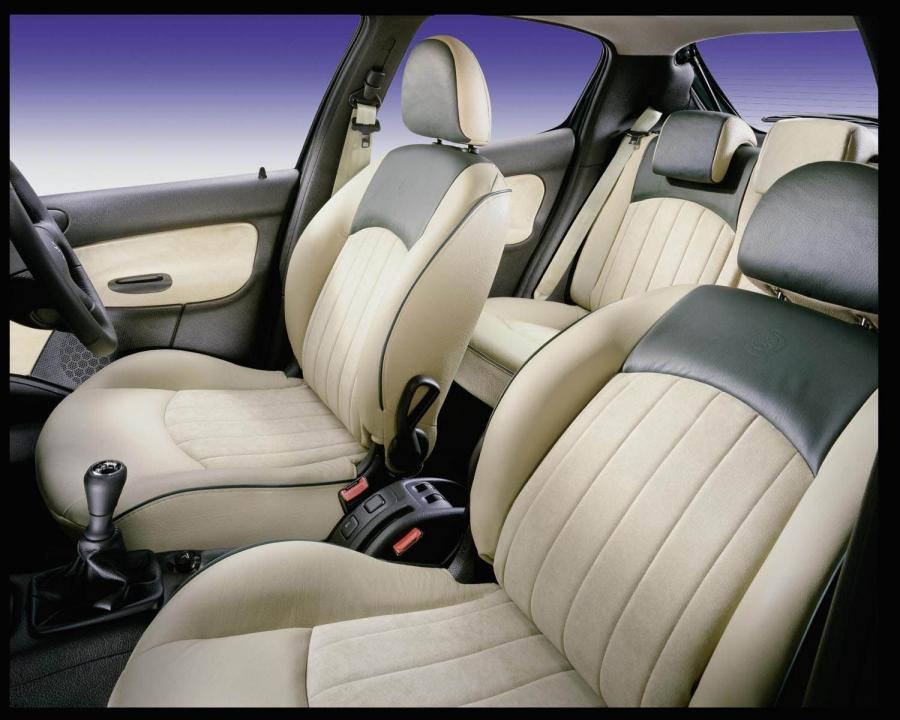  Peugeot 206 1998 года  (фото 9 из 46)